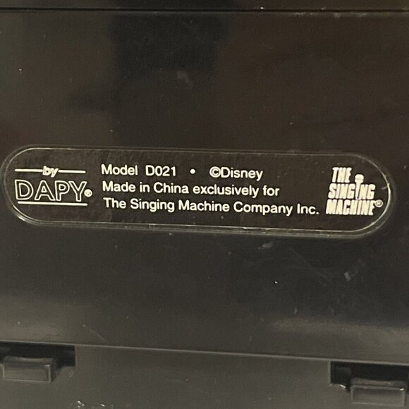 Vintage DISNEY Mickey Mouse AM/FM Radio by Dapy The singing Machine Co -TLC D021 - Picture 9 of 16